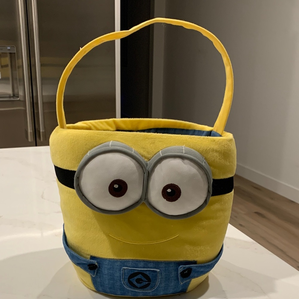 Yellow Minion Plush Kids Halloween Basket